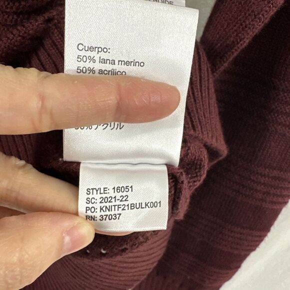 Obermeyer Lily Burgundy Red Merino Wool Blend Turtleneck Sweater Womens Size M - Picture 13 of 13